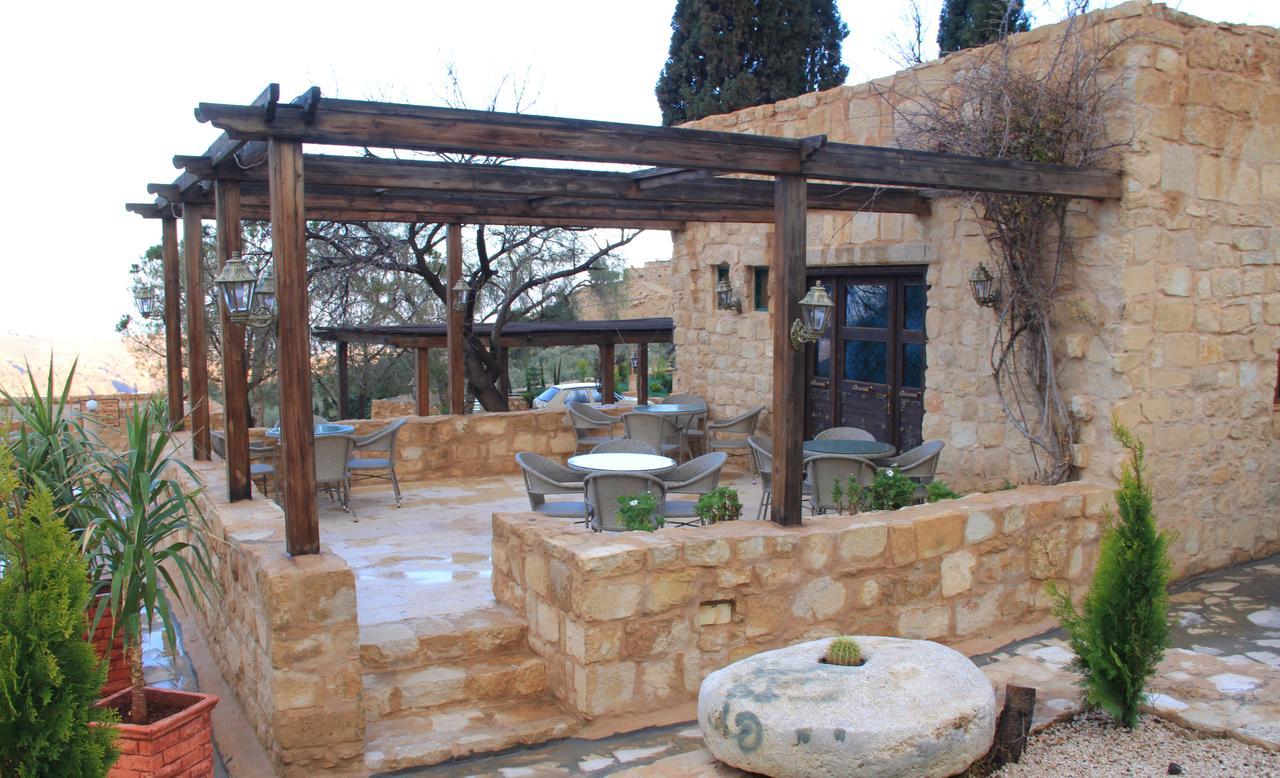 Hayat Zaman Hotel And Resort Petra Wadi Musa Eksteriør billede