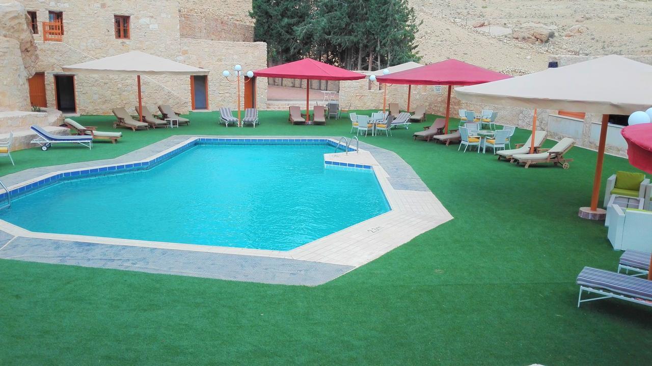 Hayat Zaman Hotel And Resort Petra Wadi Musa Eksteriør billede